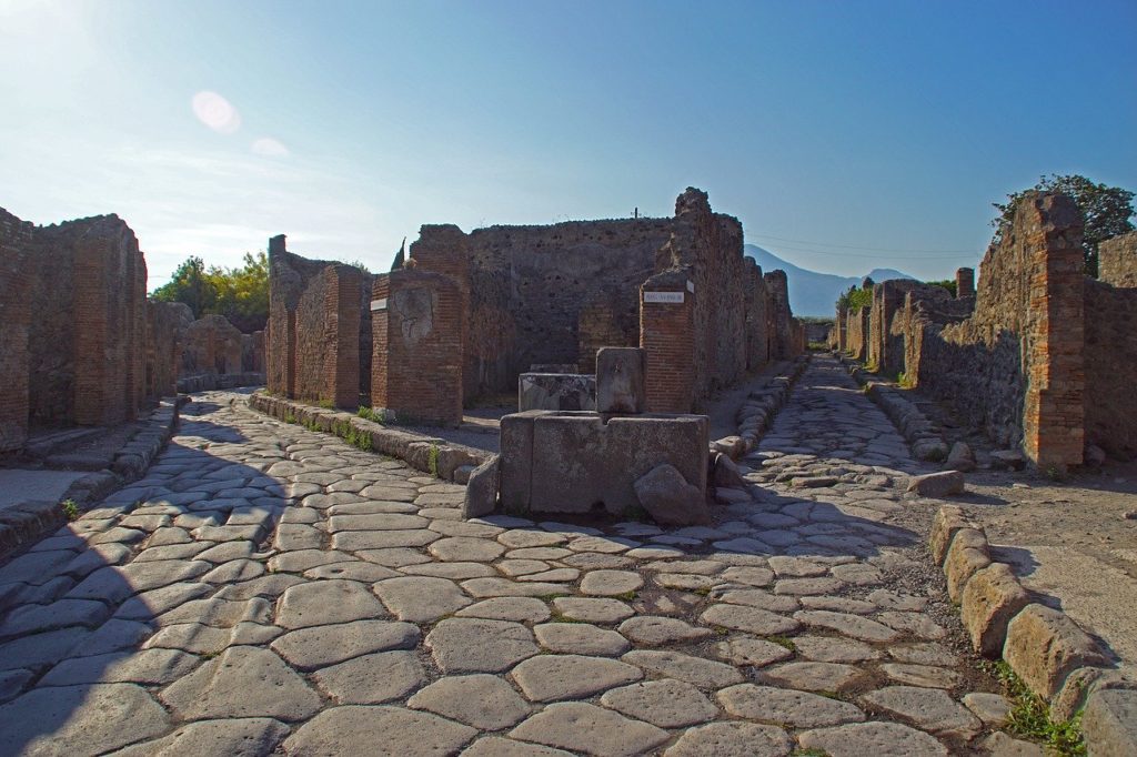 Pompeii & Santorini