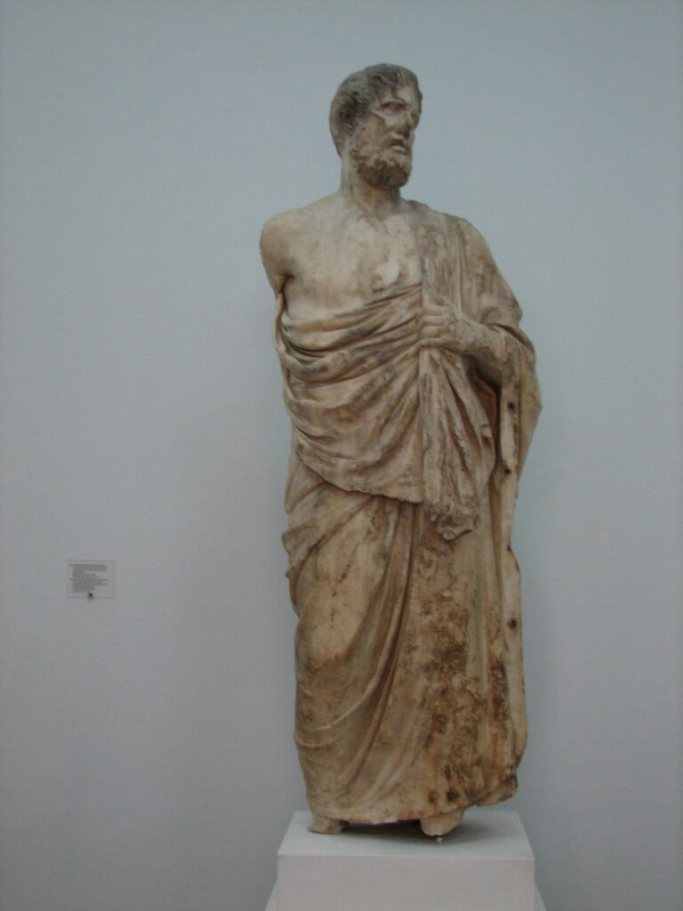 Остров Кос. Археологический музей. Статуя Гиппократа